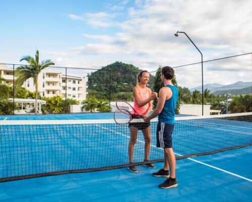 amaroo-resort-tennis-court-8